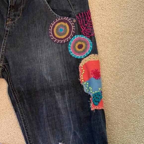 Desigual Designer Jeans with lots of style and color.- front side zipper- button - Picture 4 of 12